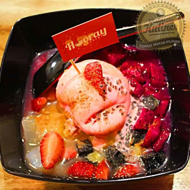 Hooray Dessert Strawberry - Harga Rp 25.000,-