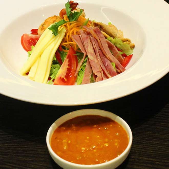 Chef Salad ala Chef Yusuf Budiansyah - Hotel BEST WESTERN PLUS Makassar Beach