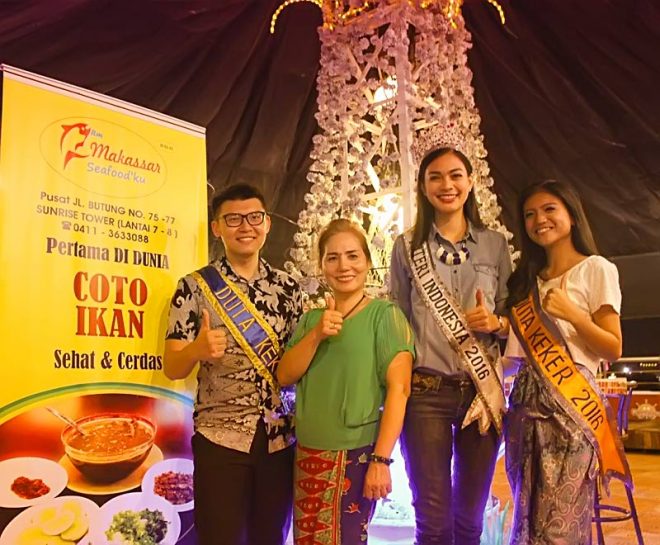 Ibu Lollawaty Lodewyk bersama Puteri Indonesia 2016 Promokan Coto ikan yang Nikmat, Sehat dan Cerdas