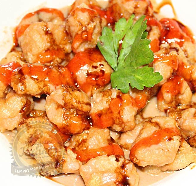 Bakso goreng yang di bandrol seharga Rp 18.000,-