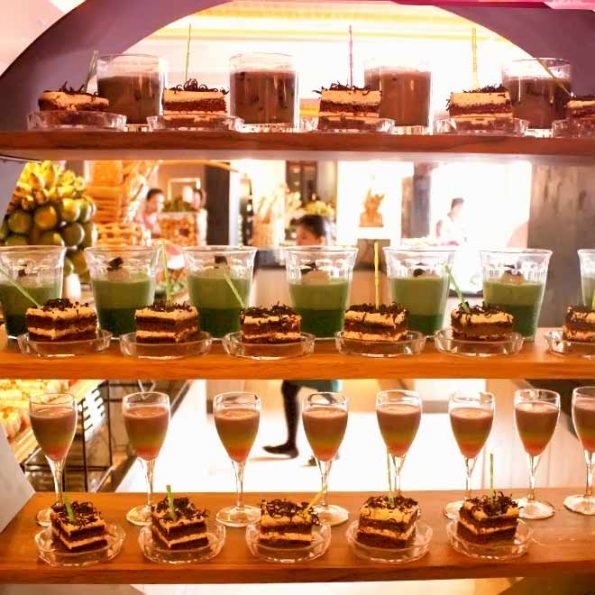 Aneka Kuliner di acara Soft Opening Hotel Harper Perintis