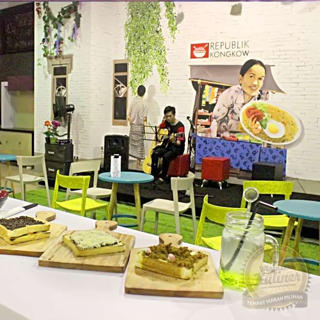 Republik Kongkow tempat asik dengan menu nikmat