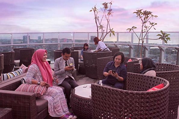 Enjoy Sunset time on 20th The Society Sky Dining & Bar At Melia Makassar