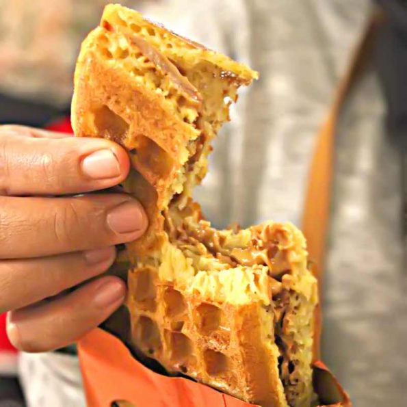 Pocoyo Waffle harga berkisar 13 ribu sampai 37 ribu rupiah