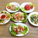 Lezatnya Nasi Goreng Rica Ikan Asin dan Ayam Lapis Kripik di RM. Ocean Seafood